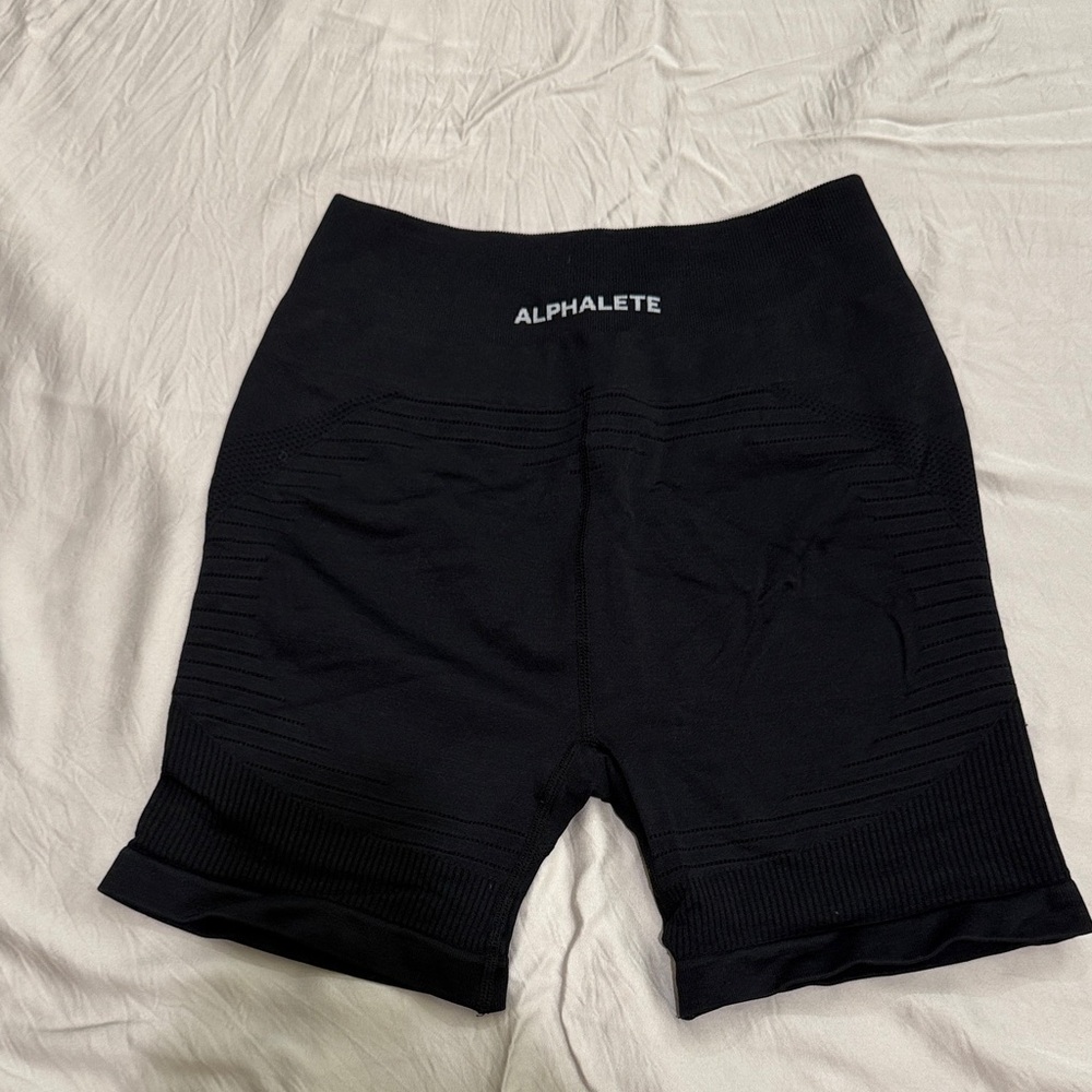 Alphalete Black Seamless High-Rise Bike Shorts